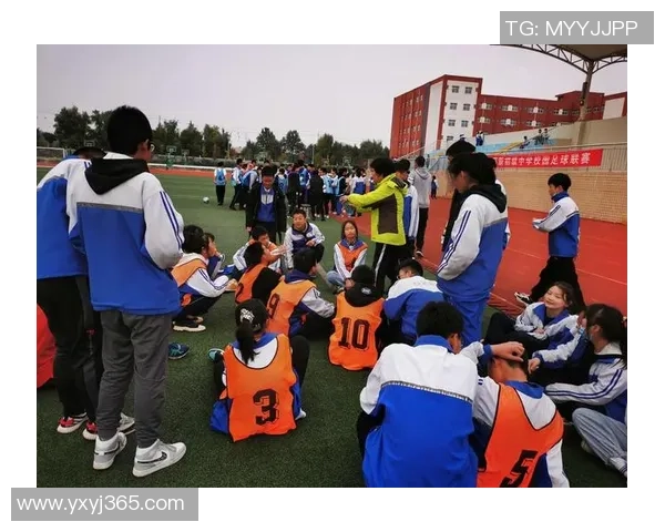 清远足球球星成长历程与拼搏精神展现地方体育魅力风采